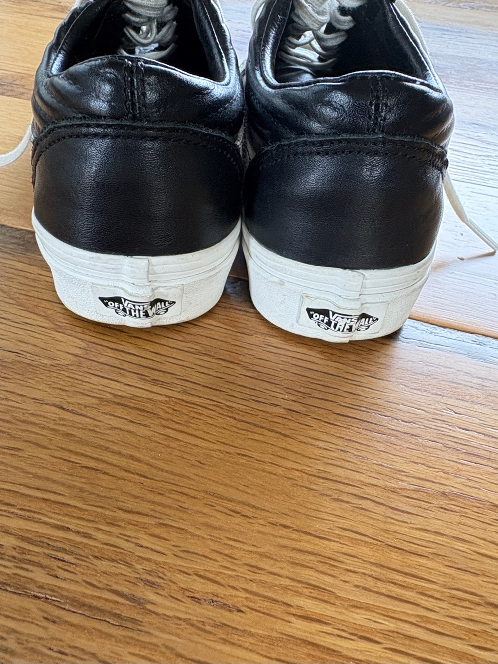 Vans Black and White Women's Low-Top Sneakers - Womens 7-1/2 (Mens 6) - Picture 5 of 6